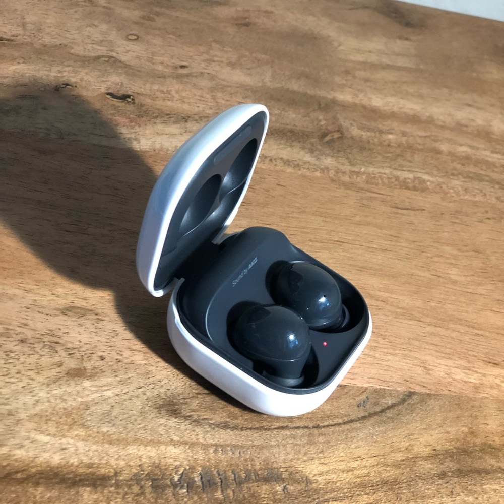 Galaxy Samsung buds 2